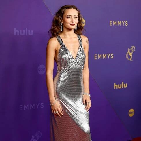 Ella Purnell Is a Goddess in a Shimmering Silver Gown at the 2024 Emmys