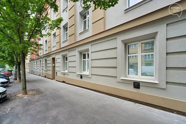 Pronájem bytu 2+1 52 m2, Praha – Vysočany – ROI Estate