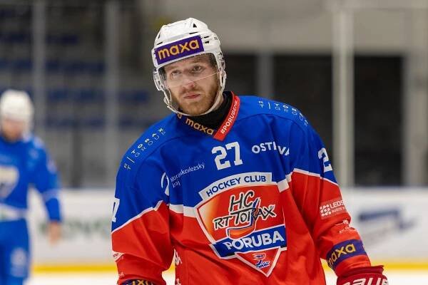 VIDEO: Výhra před startem ligy se počítá, ví hokejová hračička Jakub Kotala