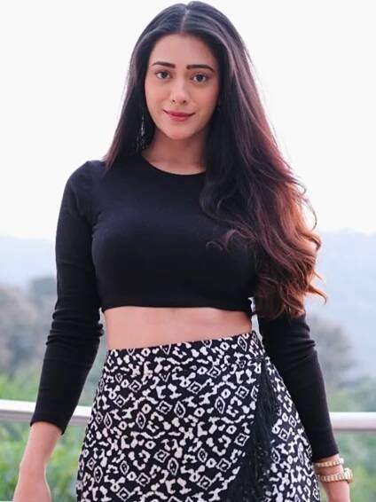 Hiba Nawab’s stylish and chic looks