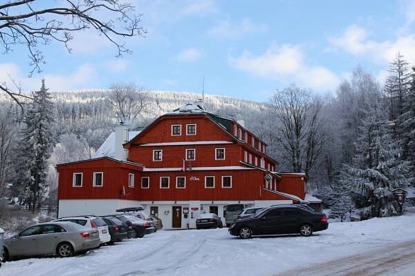 Hotel Alba - sportovní zařízení - Deštné v Orlických horách - Orlické hory a Podorlicko - oficiální turistický portál