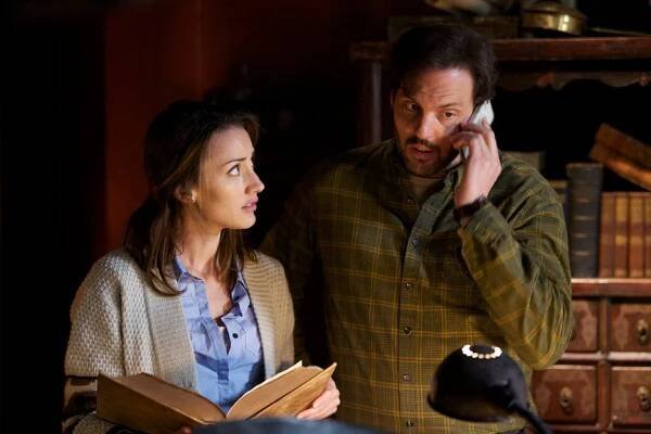 Grimm - Zlaté vejce (S01E16) (2012)