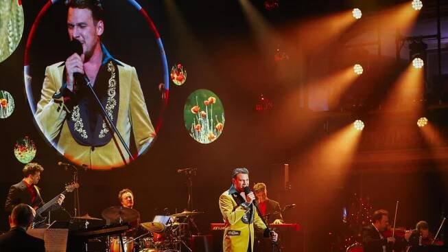 RECENZE: Koncert jako oslava lásky. Vojtěch Dyk zpíval v Lucerně - Novinky
