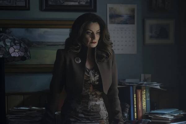 Sabrinina děsivá dobrodružství - Kapitola první: Říjnová země - Z filmu - Michelle Gomez