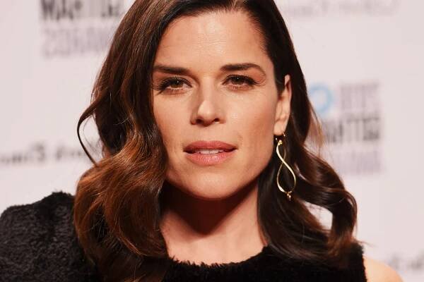 50 Facts About Neve Campbell