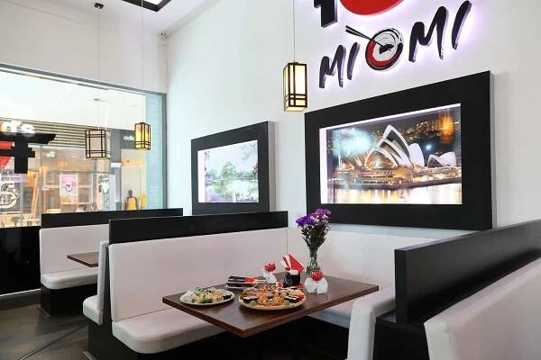 Skvělé sushi sety z čerstvých a kvalitních surovin v restauraci Miomi Sushi, Olomouc | SlevaDne