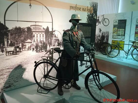 Okolo Hradce - výstava 2019/2020, Hradec Králové - Česká republika - Velo muzea - Velo muzea - ŠTĚRBA-BIKE.cz