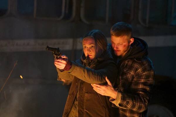 Pojď se mnou - Z filmu - Julia Stiles, Alexander Ludwig