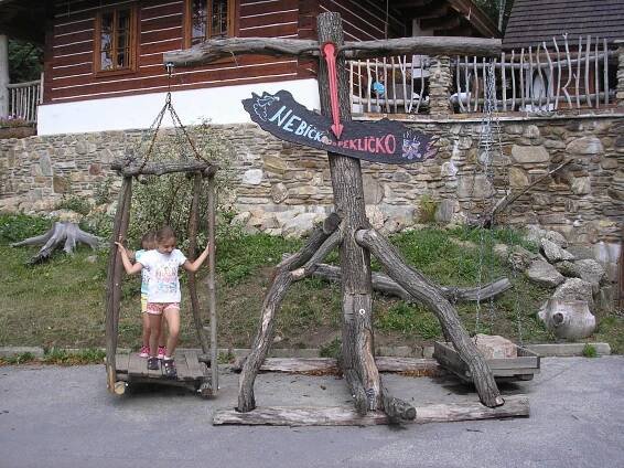 Pohádková Vesnička Podlesíčko - Caravan24.cz