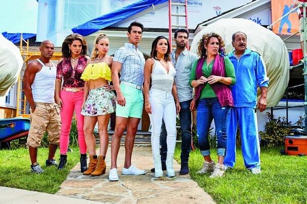 'Telenovela': Eva Longoria's New Comedy Soaps It Up With 'Love, Sex and Friendship'
