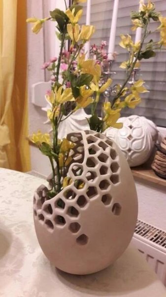 Пин от пользователя Kate Jones на доске vase в 2025 г | Керамика ручной работы, Мозаичные горшки, Керамические скульптуры