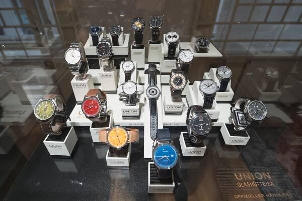 Tři party v jedné: Loee, Rado a Chronoshop - Tojesenzace.cz