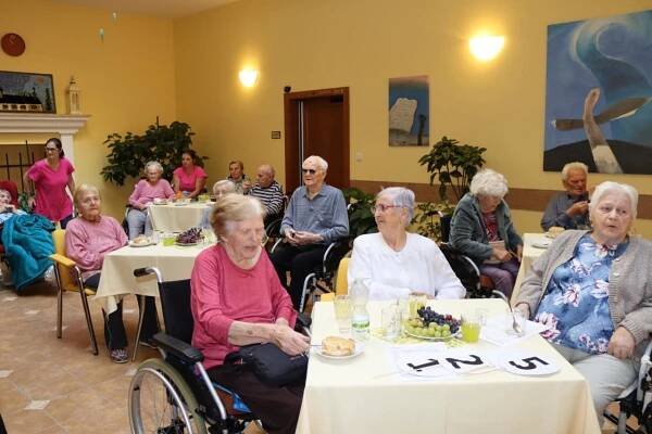 Pohodový říjen - Oficiální stránky Domova pro seniory Seniorcentrum Slavkov, příspěvková organizace