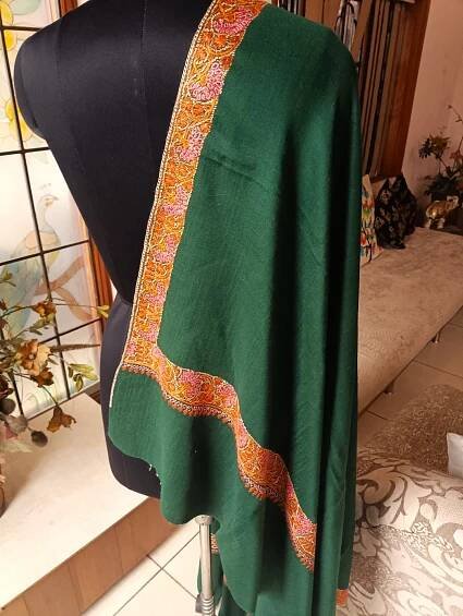 Pashmina Kashmiri Daur Hand Embroidery Needlework Shawl