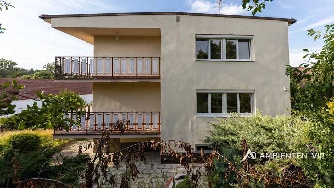 Prodej RD 5+kk s okrasnou zahradou a garáží Brno Jehnice | Reality.iDNES.cz 