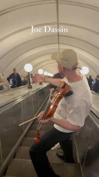 Joe Dassin #violin #violinmusic #violinist #music #fyp #violincover #livemusic #shorts