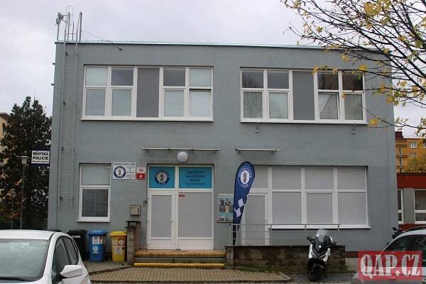 Služebna Městské policie Plzeň na Borech prošla rozsáhlou rekonstrukcí – FOTKY - QAP.cz