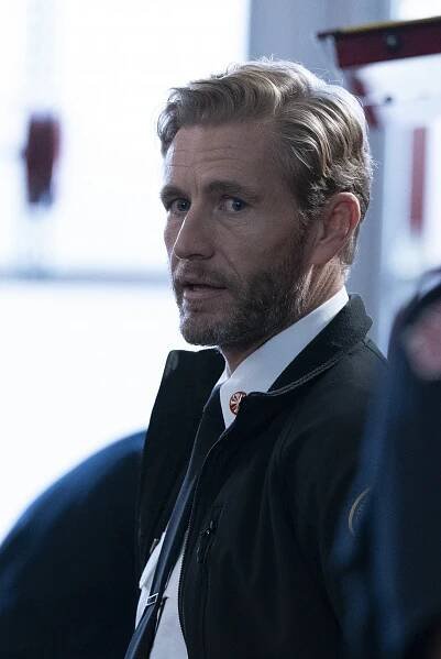 Station 19 - Vichřice - Z filmu - Brett Tucker