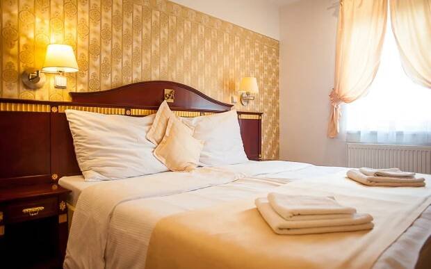 Adršpach: Hotel Tommy **** se snídaní formou bufetu a relaxací v bazénu a vířivce + sleva na wellness služby