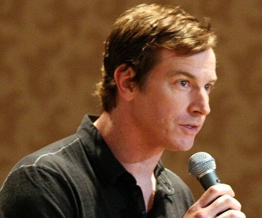 Rob Huebel Biography - Facts, Childhood, Family Life, Achievements
