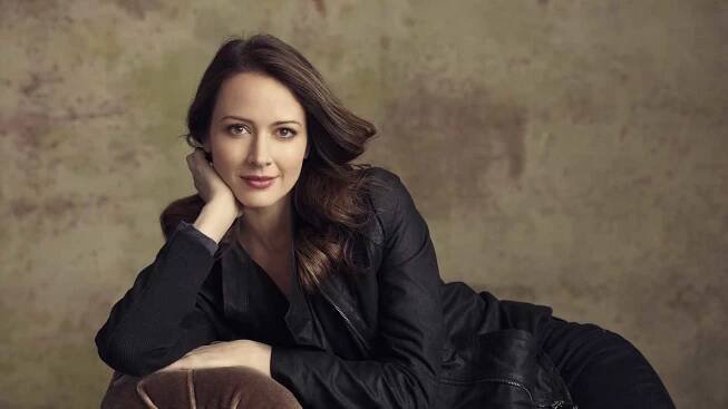 42 Facts About Amy Acker
