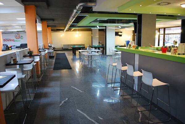 Bowling Billiard Dejvice Praha | Apetee