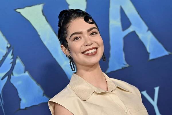 Auli'i Cravalho at an event for Avatar: The Way of Water (2022)