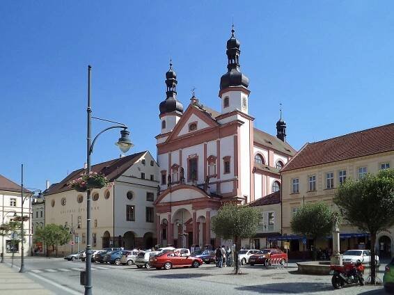 Kostel svatého Ignáce z Loyoly (Chomutov) – Wikipedie