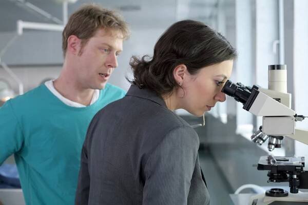 Schnell ermittelt - Rainer Kaufmann - Z filmu - Andreas Lust, Ursula Strauss
