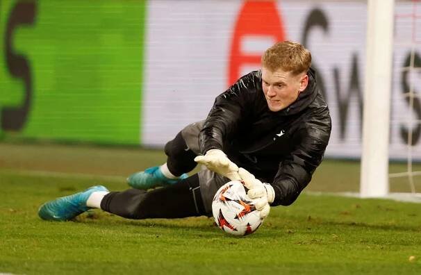 Kinský zřejmě přestupuje do Tottenhamu