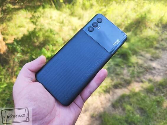 RECENZE: TECNO Spark 8 Pro – 128 GB úložiště a 33W nabíjení do 4 tisíc Kč – Infoek.cz