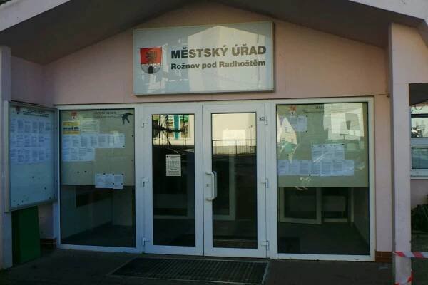 Městský úřad Rožnov pod Radhoštěm - Odbor dopravy foto 1
