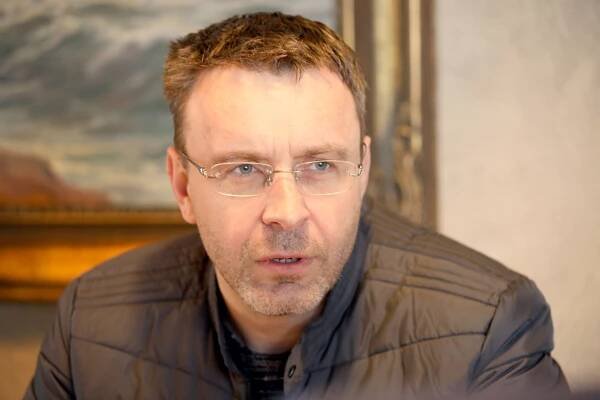 Na byt za 14 milionů na pražském Strahově si exministr Vladimír Kremlík půjčil osm a půl milionu...