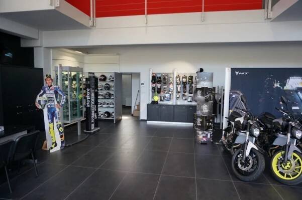 A JE TO. — Novinky — Yamaha Brno