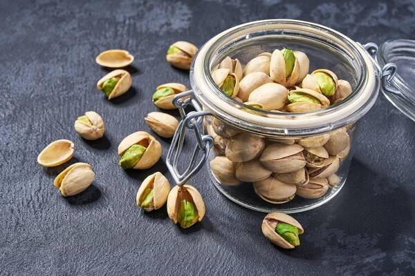 PISTÁCIE PRAŽENÉ SOLENÉ 1000g lahodné pochoutky VLÁKNINA Real Food 1kg Kód výrobce 5902444709707