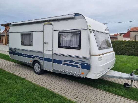Fendt 490-palandy :: Půjč si karavan Plzeň