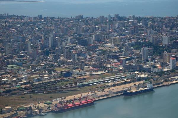 File:2010-10-18 10-54-52 Mozambique Maputo Cassana.jpg - Wikimedia Commons