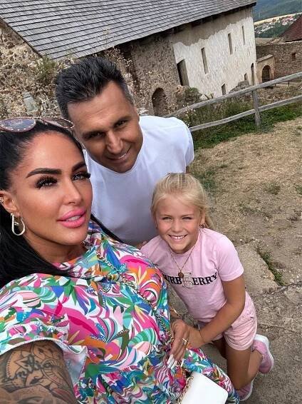 Vladimír Růžička skončil na operačním sále, manželka Marie ukázala snímek z nemocnice a rentgenu - galerie | Život v Česku