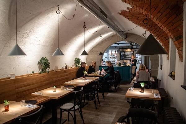 Bistro Nro 66 - kousek venkova v srdci Olomouce. Láká na steaky i kapra