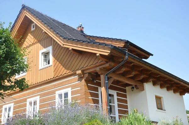 Roubenky - Pila Novotný Jilemnice, stavební a truhlářské řezivo, dřevostavby