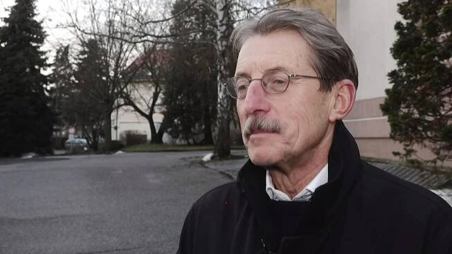 Hlavatý pokračuje v tažení o křeslo v Senátu, které ztratil tím, že se stal poslancem