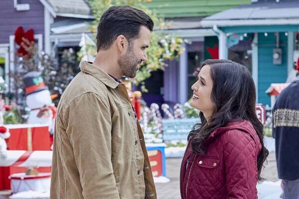 You, Me & The Christmas Trees - Z filmu - Benjamin Ayres, Danica McKellar