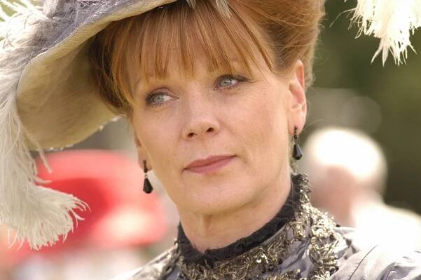 Vraždy v Midsomeru - Výstřel nad ránem - Z filmu - Samantha Bond