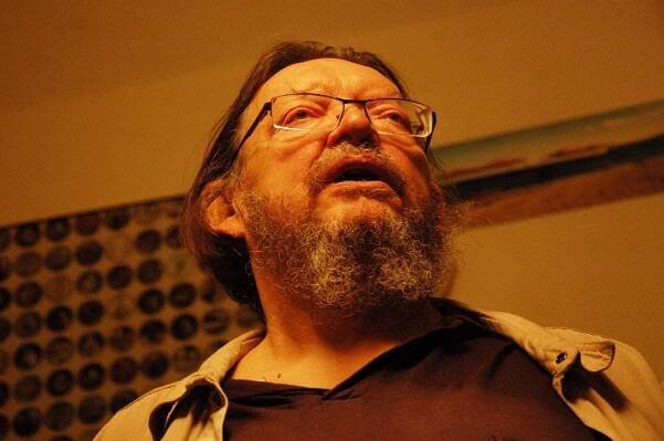 R.I.P. Radomil Uhlíř - Proti šedi