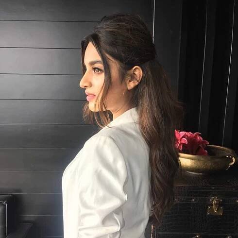 Beautiful Pics Of Nidhhi Agerwal