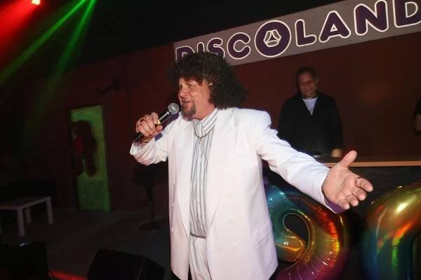 Poslední party v legendárním Discolandu! Tofi, David, a dokonce i mafián »Jonák«!