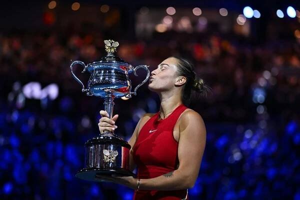 AO 2024 – Day 14: Team player Sabalenka strikes back to back - Roland-Garros 2025 - The official site