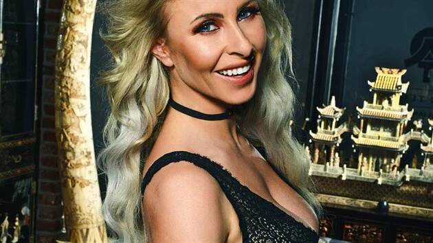 Sonia Edde na obálce magazínu Playboy (duben 2020)