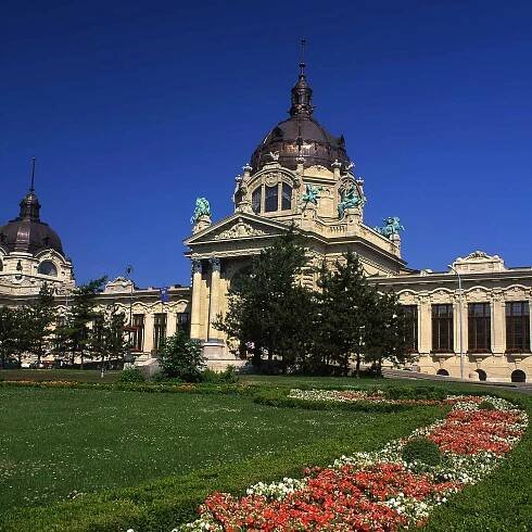 Image of Szechenyi Baths building and gardens Budapest