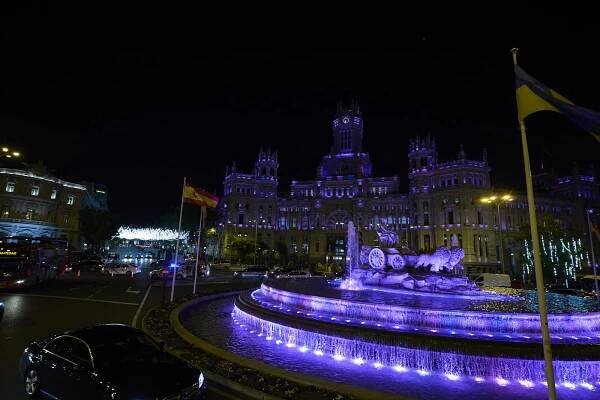Barcelona y Madrid, los destinos españoles preferidos por los turistas para disfrutar la Navidad